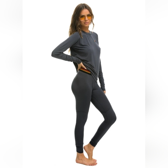 Set: Aviator Nation Thermal Set in Titanium Grey - Picture 2 of 4